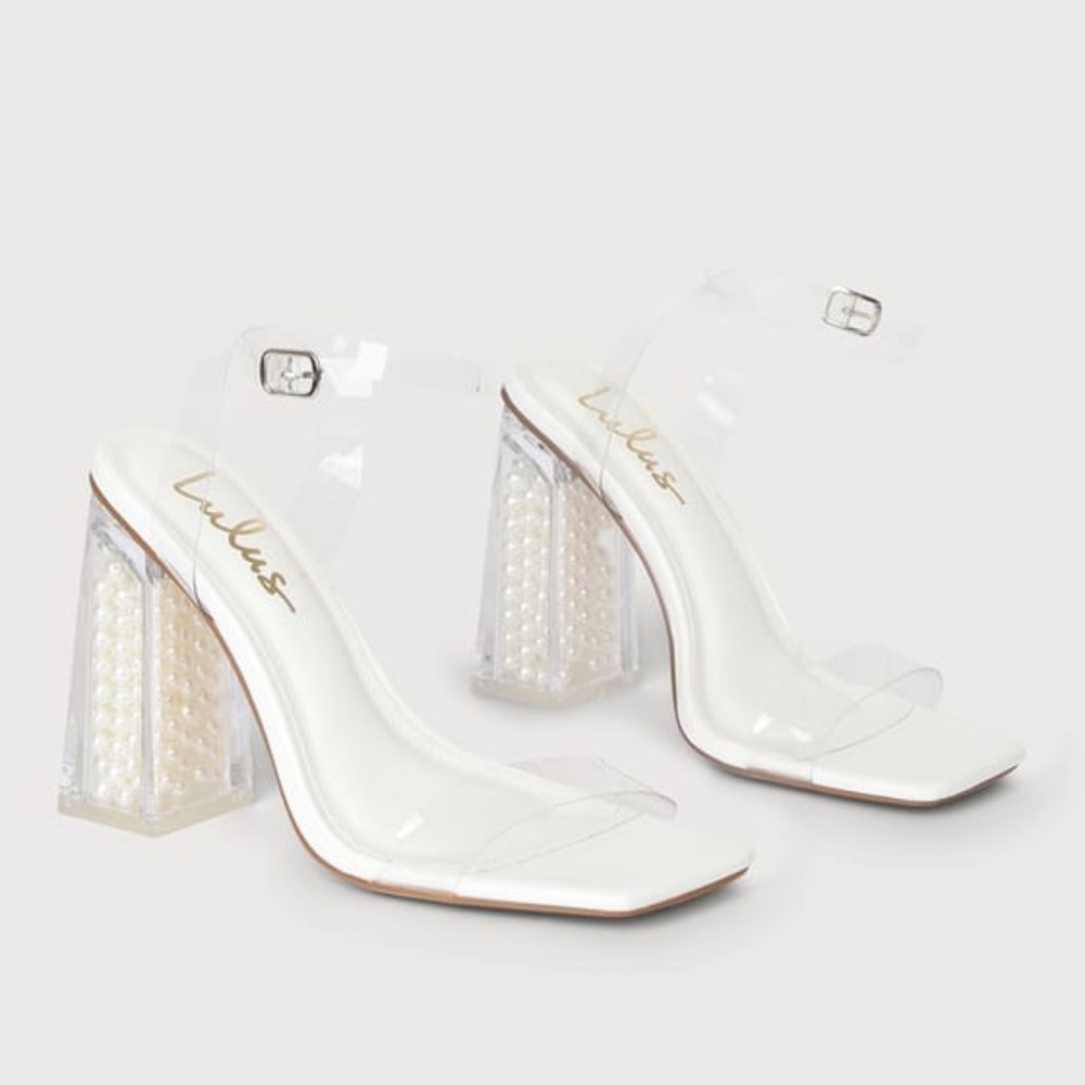 white pearl heels, wore once for my engagement shoot size 6.5